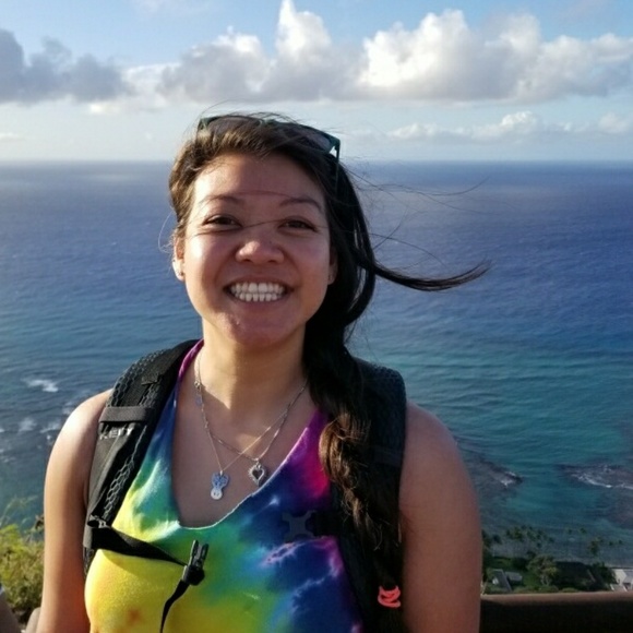 Meet your Posher, Stephanie - Picture 1 of 1